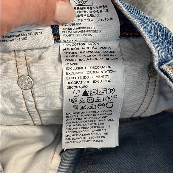 Levi's Vintage 501 Women's Boot Cut Denim Jeans in Blue, Size 30 - Picture 8 of 11